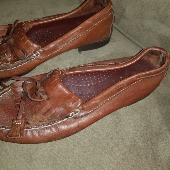 Shoes - Picture 2 of 2